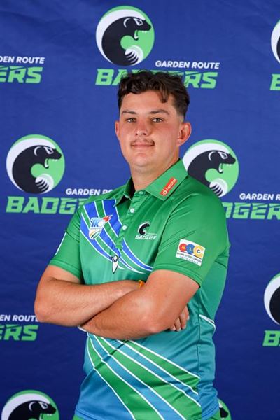 Liam Alder and Zintle Kula scoop Garden Route Badgers top awards