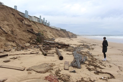 Diaz Beach works ongoing