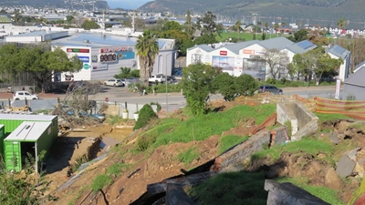 Hospital Hill road failures under scrutiny