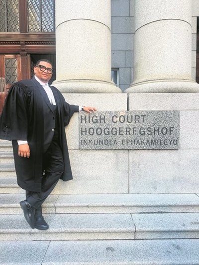 Van biblioteekbank tot hooggeregshof