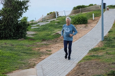 Gemeenskap plavei pad na veiliger Stilbaai