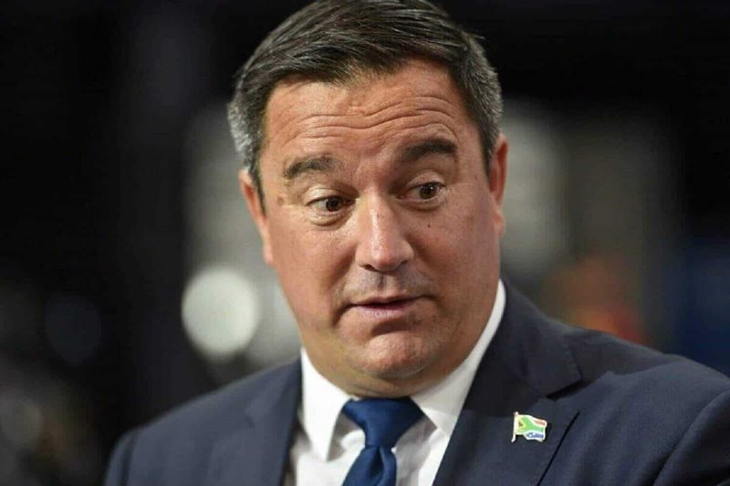 Hill-Lewis removes Steenhuisen as agriculture minister