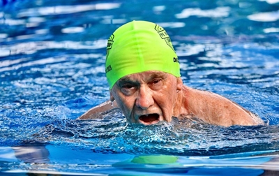 Oldest competitor (93) at SA Masters still going strong