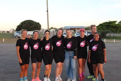 Naelbyt netbaleindstryd in Stilbaai