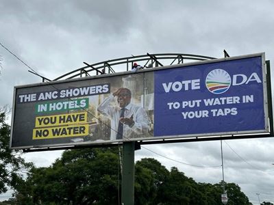 DA billboard mocks Lesufi’s ‘hotel shower’