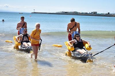 A swim for siblings with Friedreich's ataxia