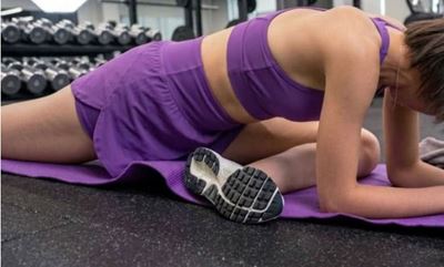 What over-wearing sportswear may be doing to your skin