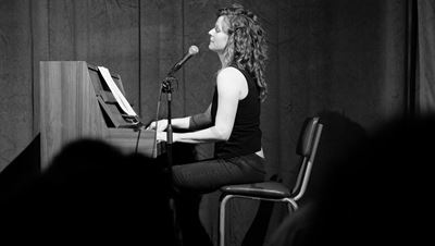 Swiss musician Katy O. delights George audience