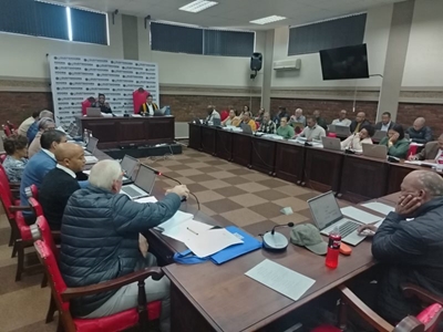 Oudtshoorn berei voor op swaar reën terwyl raad oor vloedrisiko waarsku