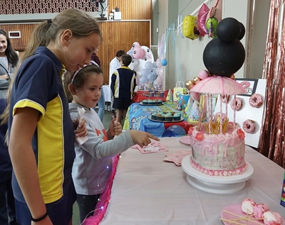 Knysna Hoër spog met hul bakvernuf