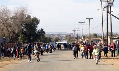 142 arrested as looting and public violence erupt across Bloemfontein