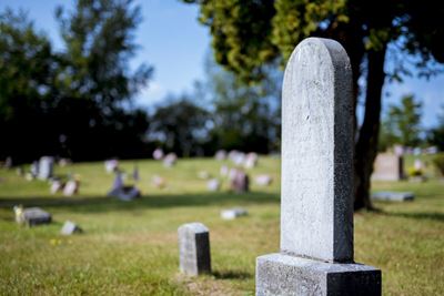 Begrafnisse tydelik uitgestel weens swaar reën en versadigde grond