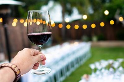 Wine auction in aid of Famsa