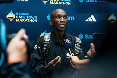 Eliud Kipchoge’s arrival for Sanlam Cape Town Marathon kicks off glittering race week
