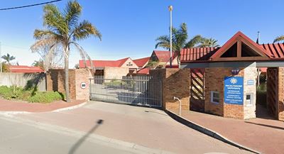 Off-duty cop stabbed to death in Pacaltsdorp