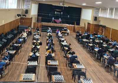 Heidelberg-skaakklub bevorder die koningspel onder jonges