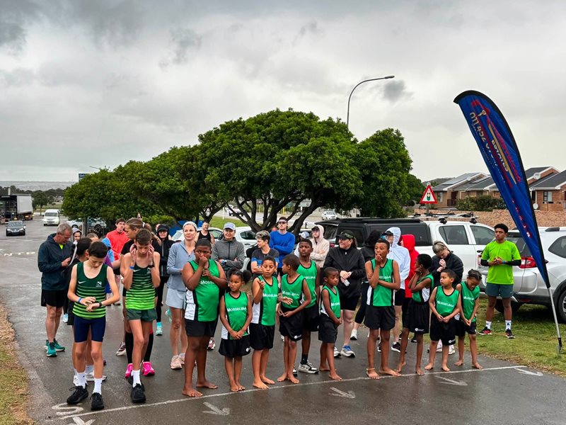 Afrigter nooi jong Mosselbaai-atlete na ontwikkelingsprogram