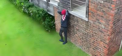 Suspect arrested following armed robbery during the day in Camphersdrift