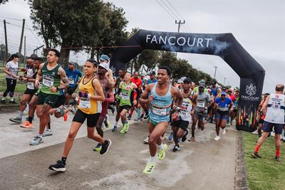 Top runners shine at annual Fancourt Marathon in George 