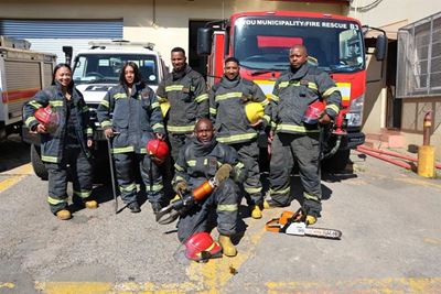 Bitou firefighters bring home medals
