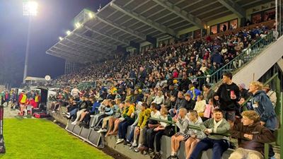 Arende en Haaie bring vuur na Outeniquapark