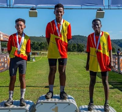 Knysna cycling trio sweeps podium