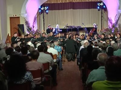Openingskonsert laat Stadsaal jubel