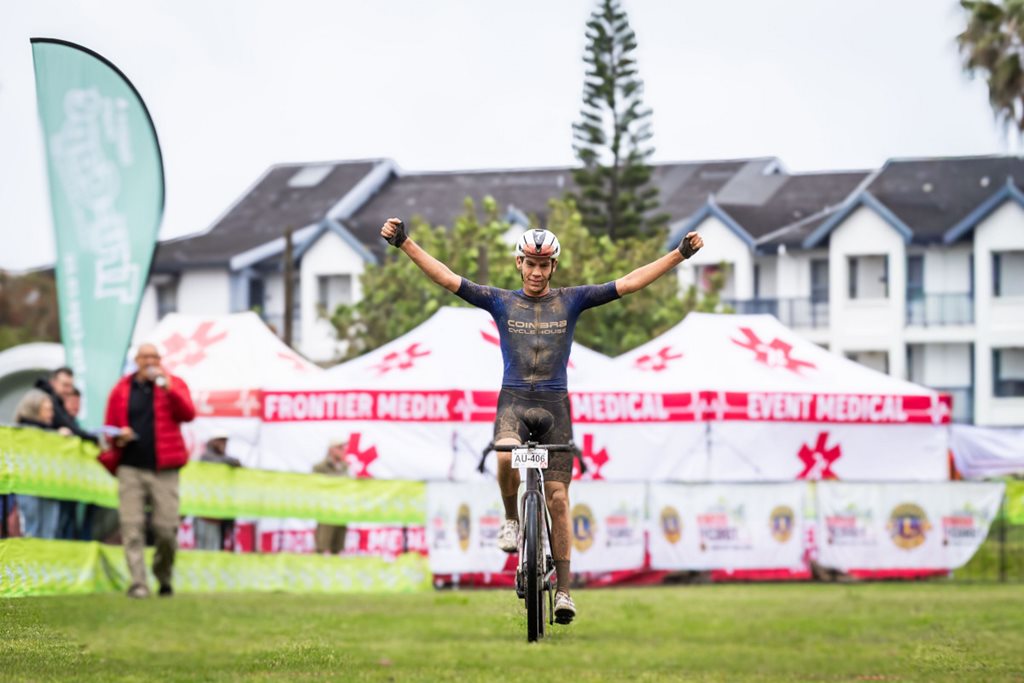 Beukes and Hopf triumph in muddy 25th edition of the Lions Karoo to Coast