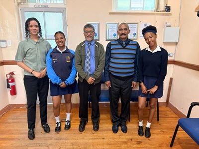 Jong stemme, groot drome vir Oudtshoorn