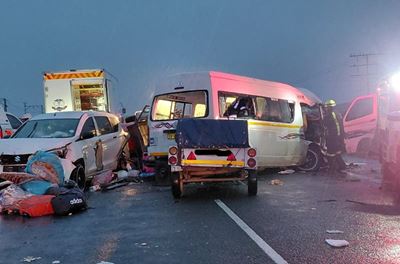 N1 between Laingsburg and Beaufort West closed after taxi accident claims 21 lives