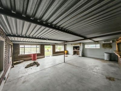 PA-landbouskou tel die stukke op ná verwoestende storm