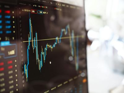 Mastering market fluctuations: Tips for navigating stock market volatility