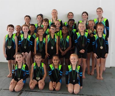 Gimnaste wys weer behoorlik hul staal