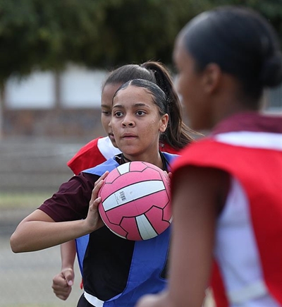 Puik netbal by proewe opgedis