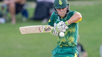 Young Protea blossoms in British 1-day tests