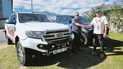 Tow truck truce after punches fly