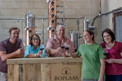 Boplaas maak eerste Port-infusie gin