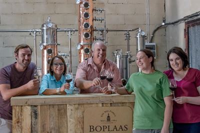 Boplaas maak eerste Port-infusie gin
