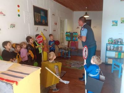 Goggaboks leer oor padtekens