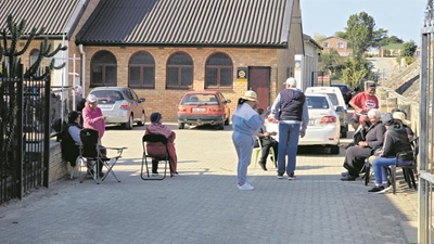 Blanco VGK: Geloof, geld en geheime