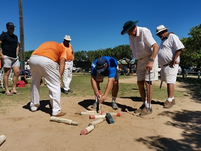 Heat does not deter jukskei players