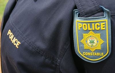 Verhoor teen oudpolisielede steeds in hof