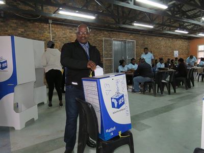 #IMadeMyMark - Shumi votes at Tyholorha Primary