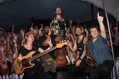 Plett puts the party on loop