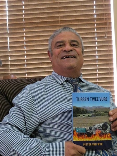 Die storie 'Tussen twee vure'