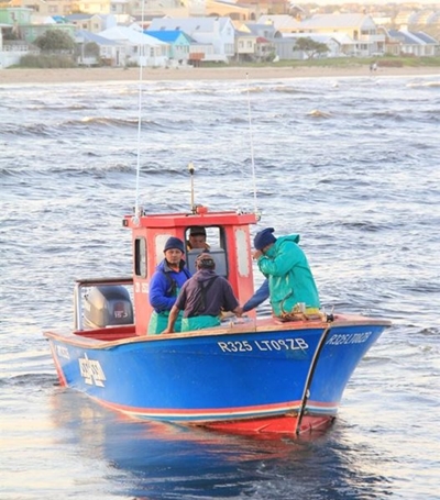 Stilbaai-hawe geniet aandag