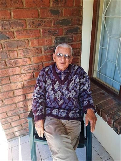 Veels geluk Oupa Gert - vir die honderste keer