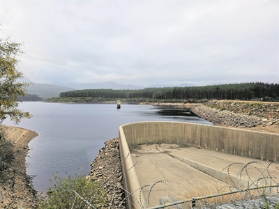 Concerns over falling dam level