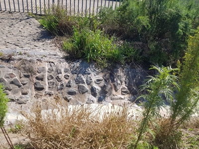 Blockage of wastewater pipe investigated