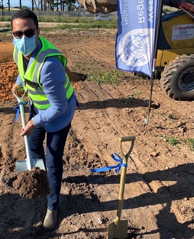 Qolweni housing officially underway 